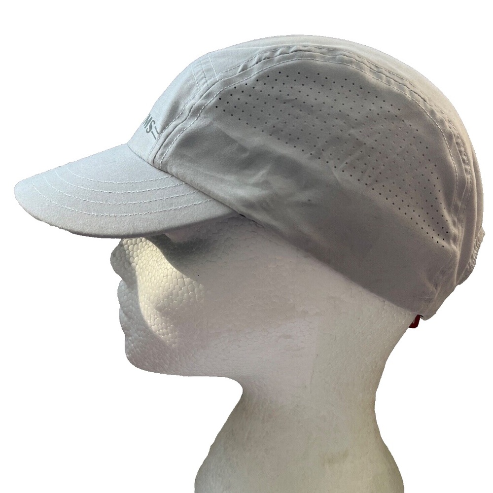 Simms Fishing Hat 50+ UPF Womens SB Light Gray NWT New Super light Perforated